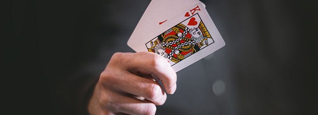 Full Flush Poker