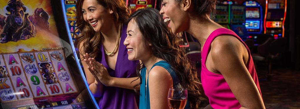 Score an Enormous Bitcoin Jackpot Playing on Mega Fortune Slot Game!